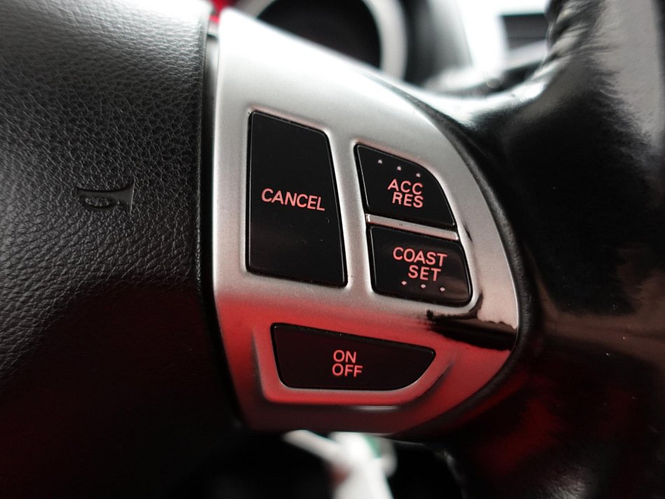 Citroën C-Crosser 2.2HDi  4x4, 7míst