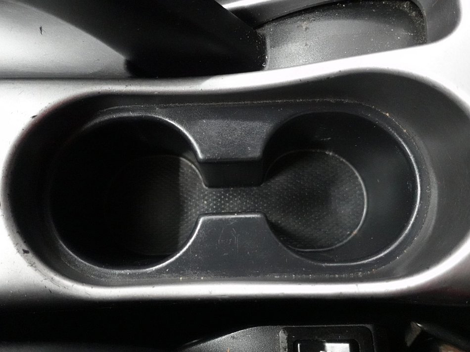 Citroën C-Crosser 2.2HDi  4x4, 7míst