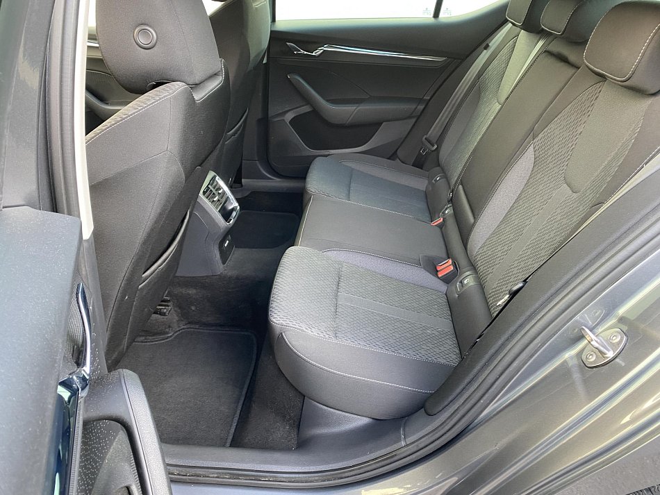 Škoda Octavia IV 2.0 TDi Style