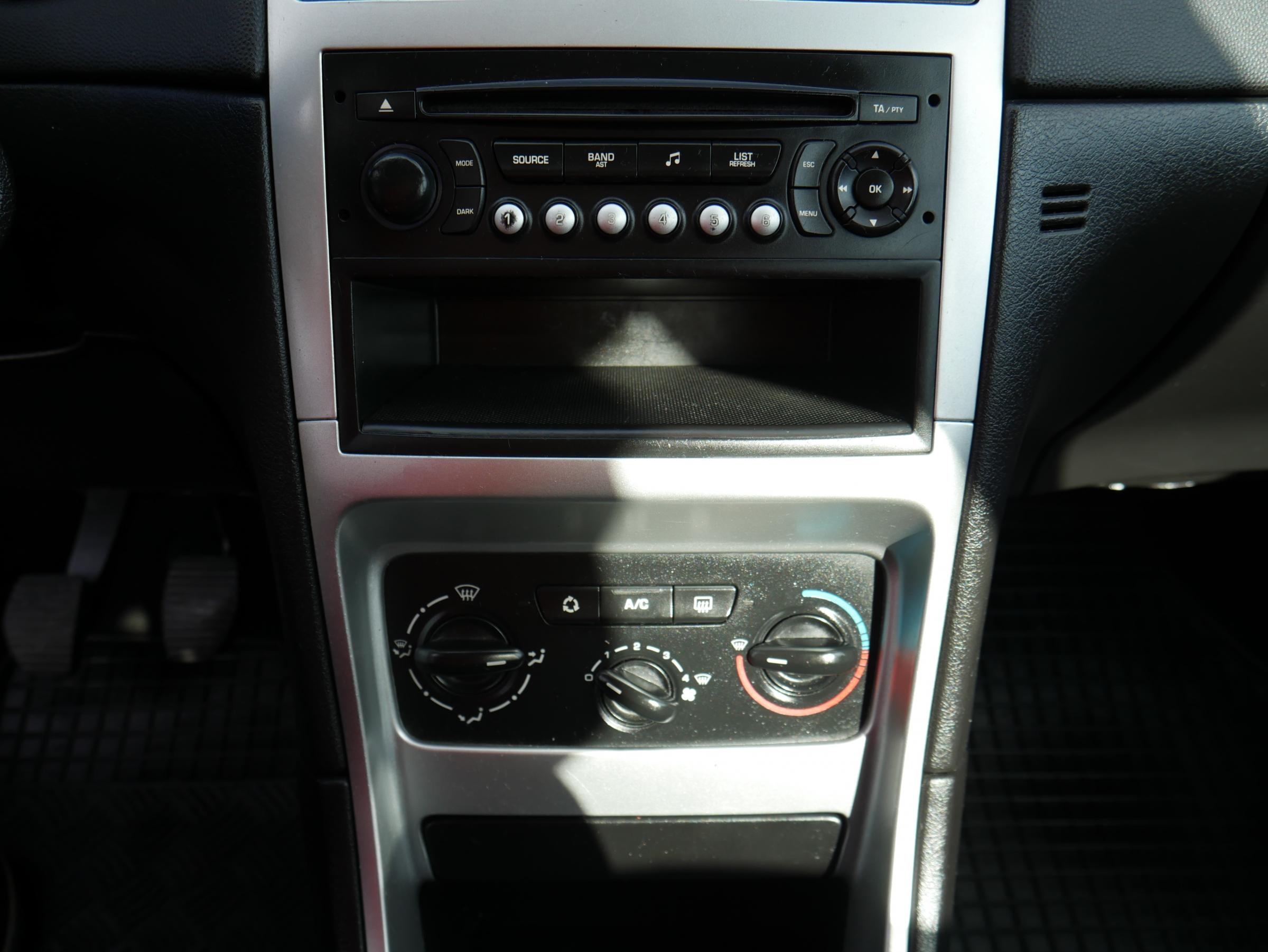 Peugeot 307, 2008 - pohled č. 13