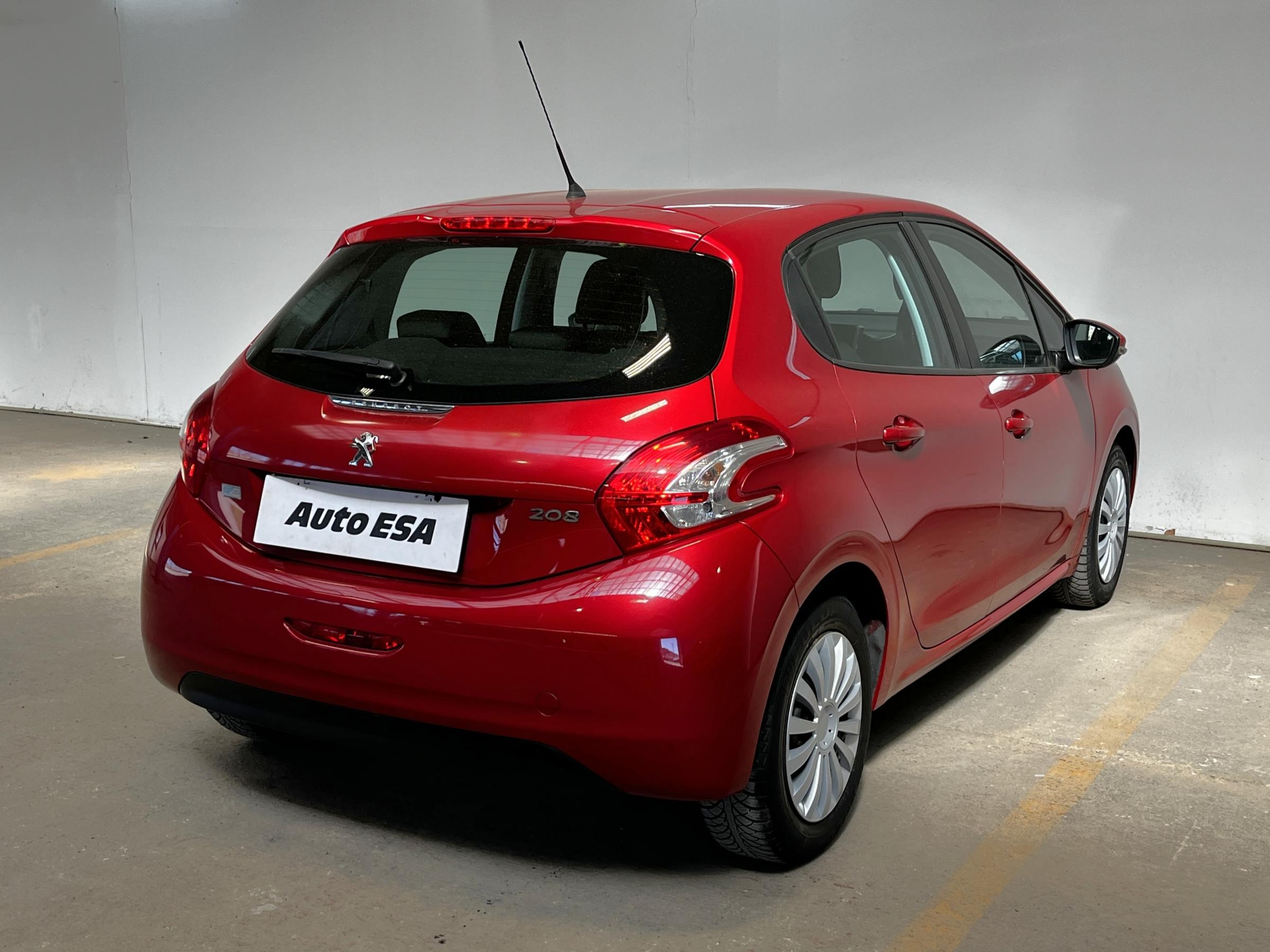 Peugeot 208, 2013 - pohled č. 4
