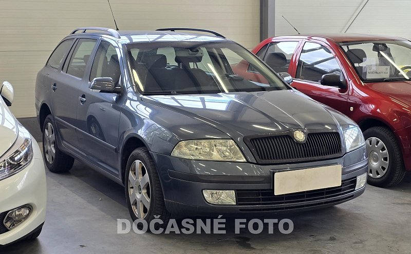 Škoda Octavia II 1.6 FSI 