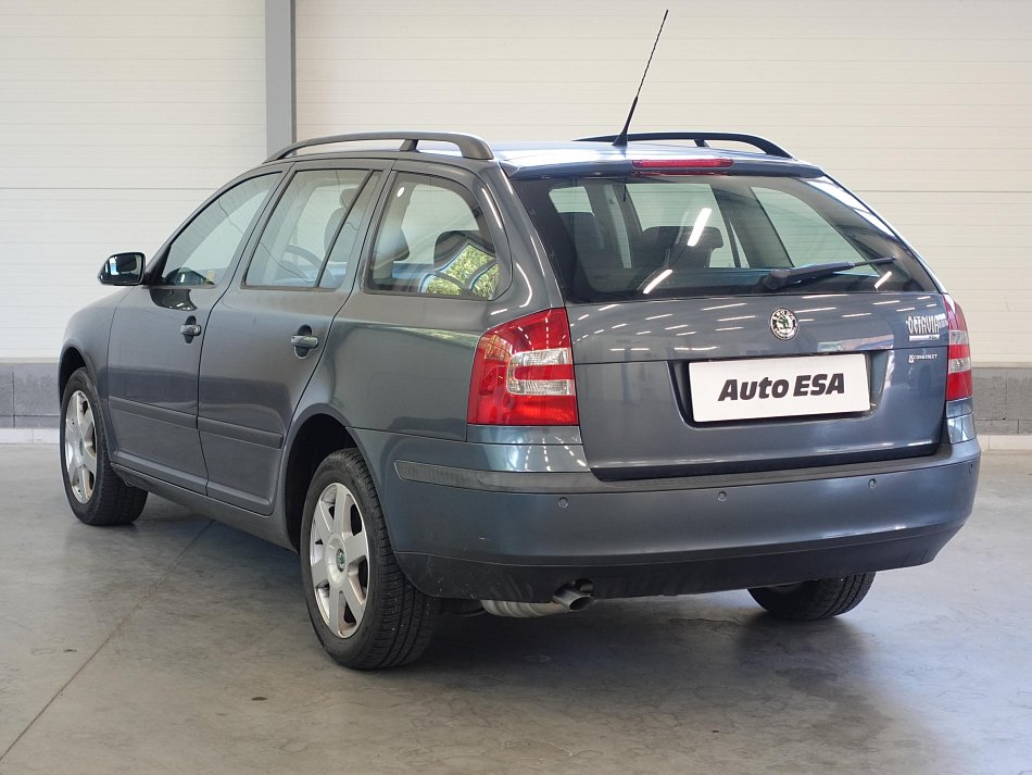 Škoda Octavia II 1.6 FSI 