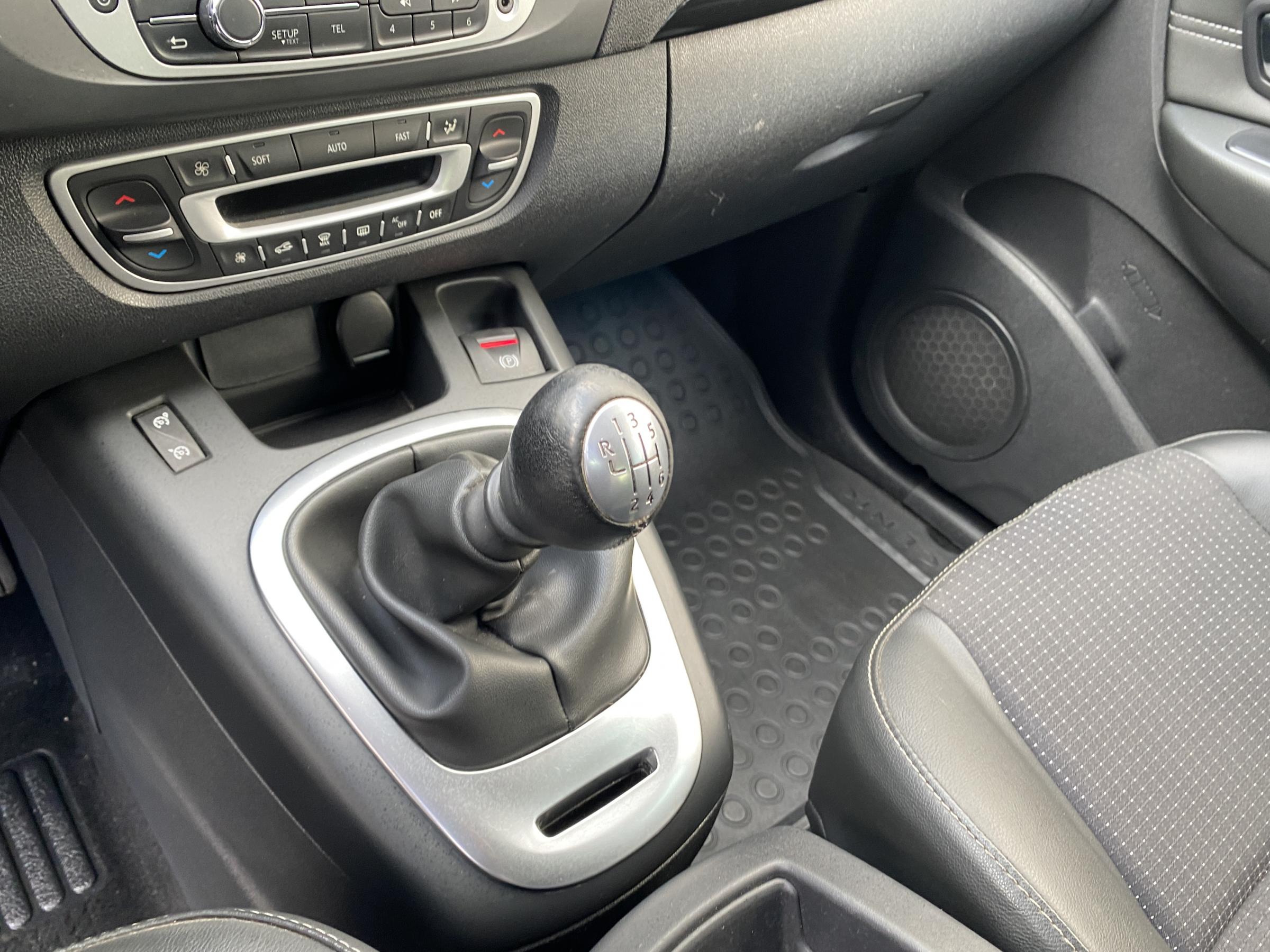 Renault Scénic, 2014 - pohled č. 16