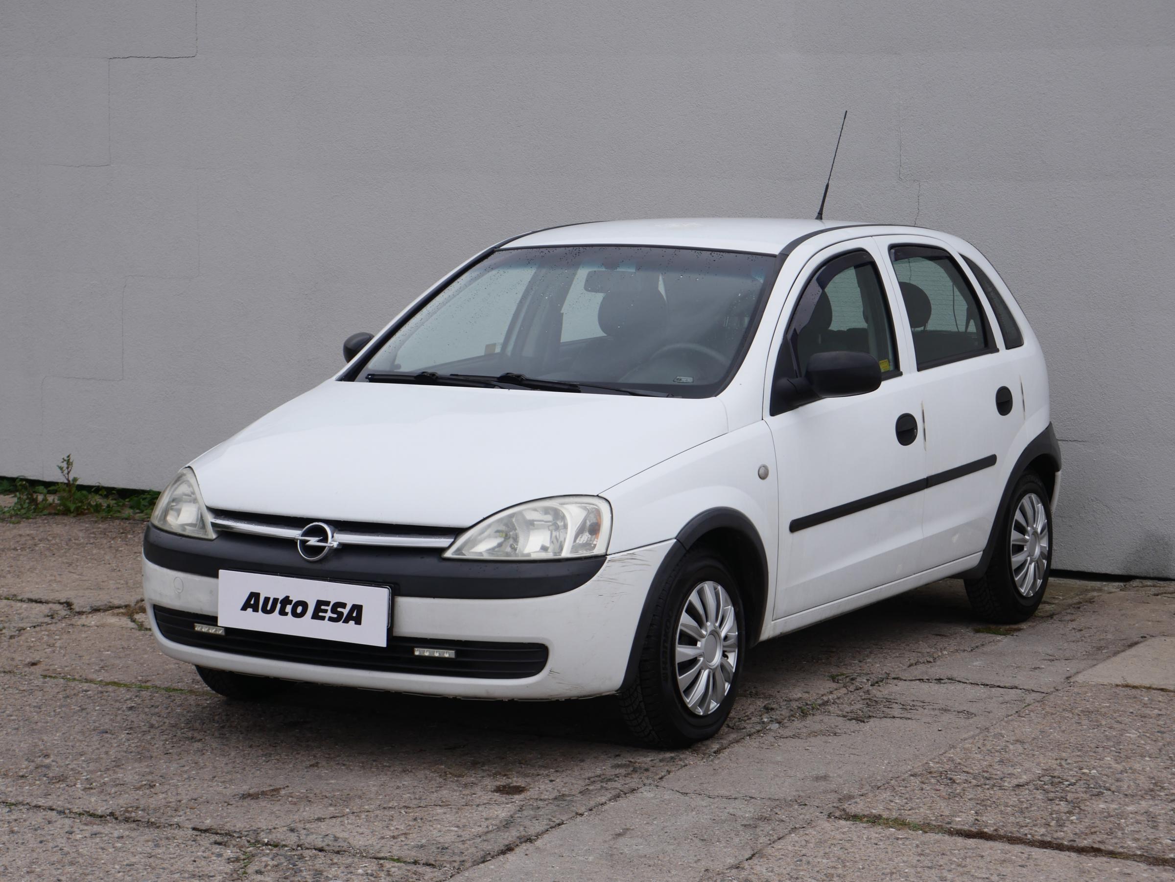 Opel Corsa, 2003 - pohled č. 3