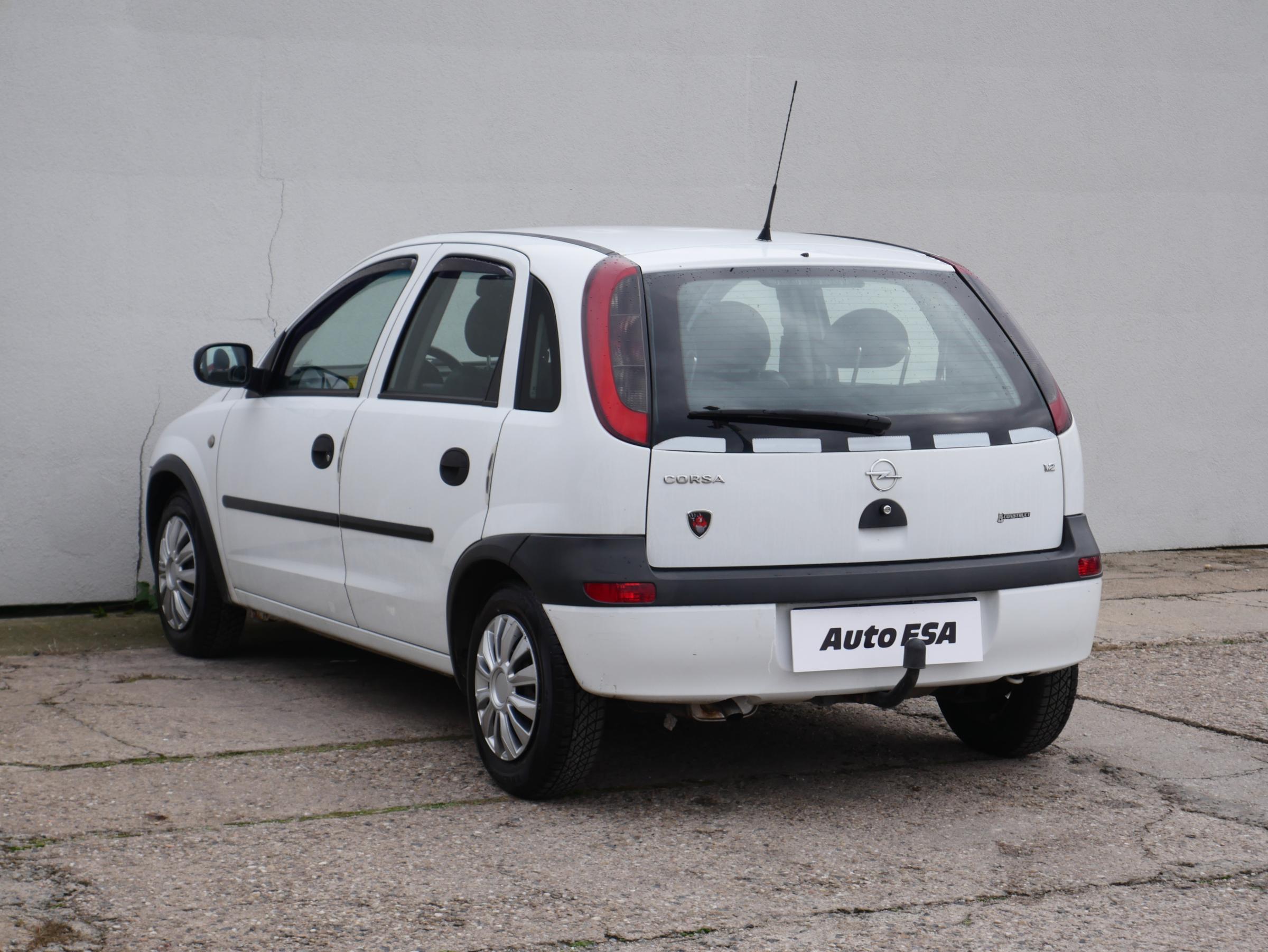 Opel Corsa, 2003 - pohled č. 4