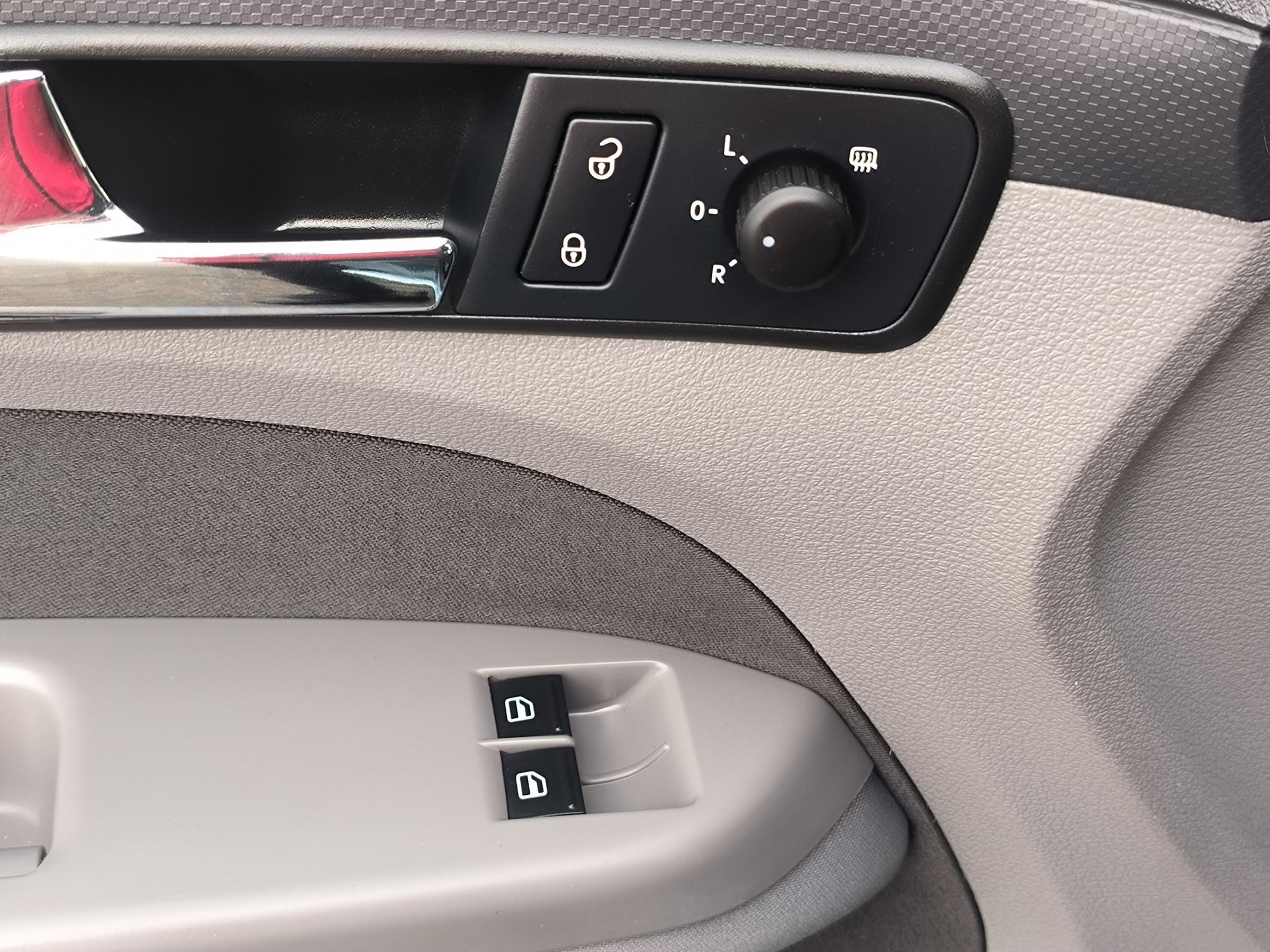 Volkswagen Caddy, 2009 - pohled č. 15