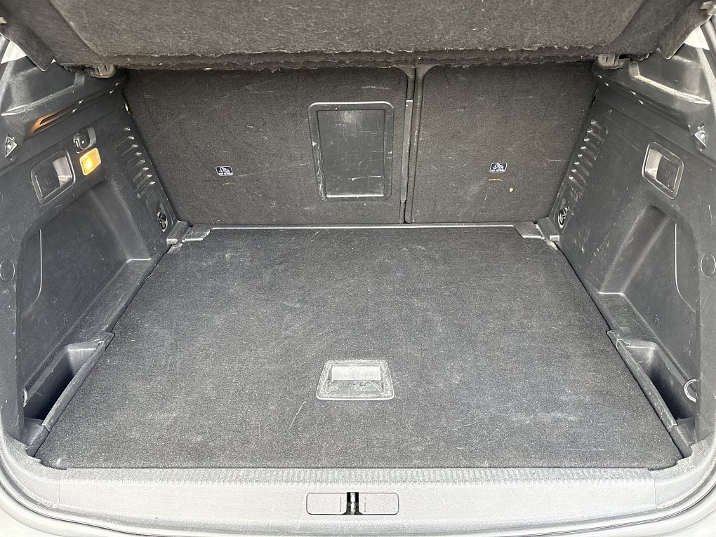 Peugeot 3008 1.6 THP Allure
