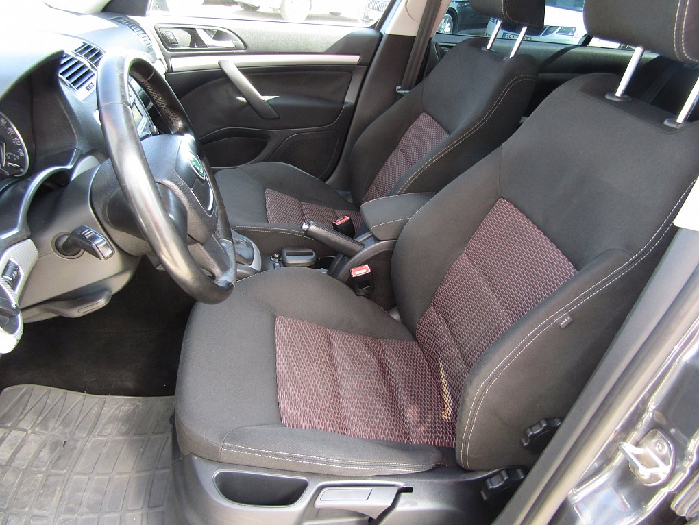 Škoda Octavia II 1.4 TSi Elegance