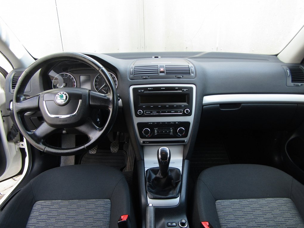 Škoda Octavia II 1.6 TDi Ambition