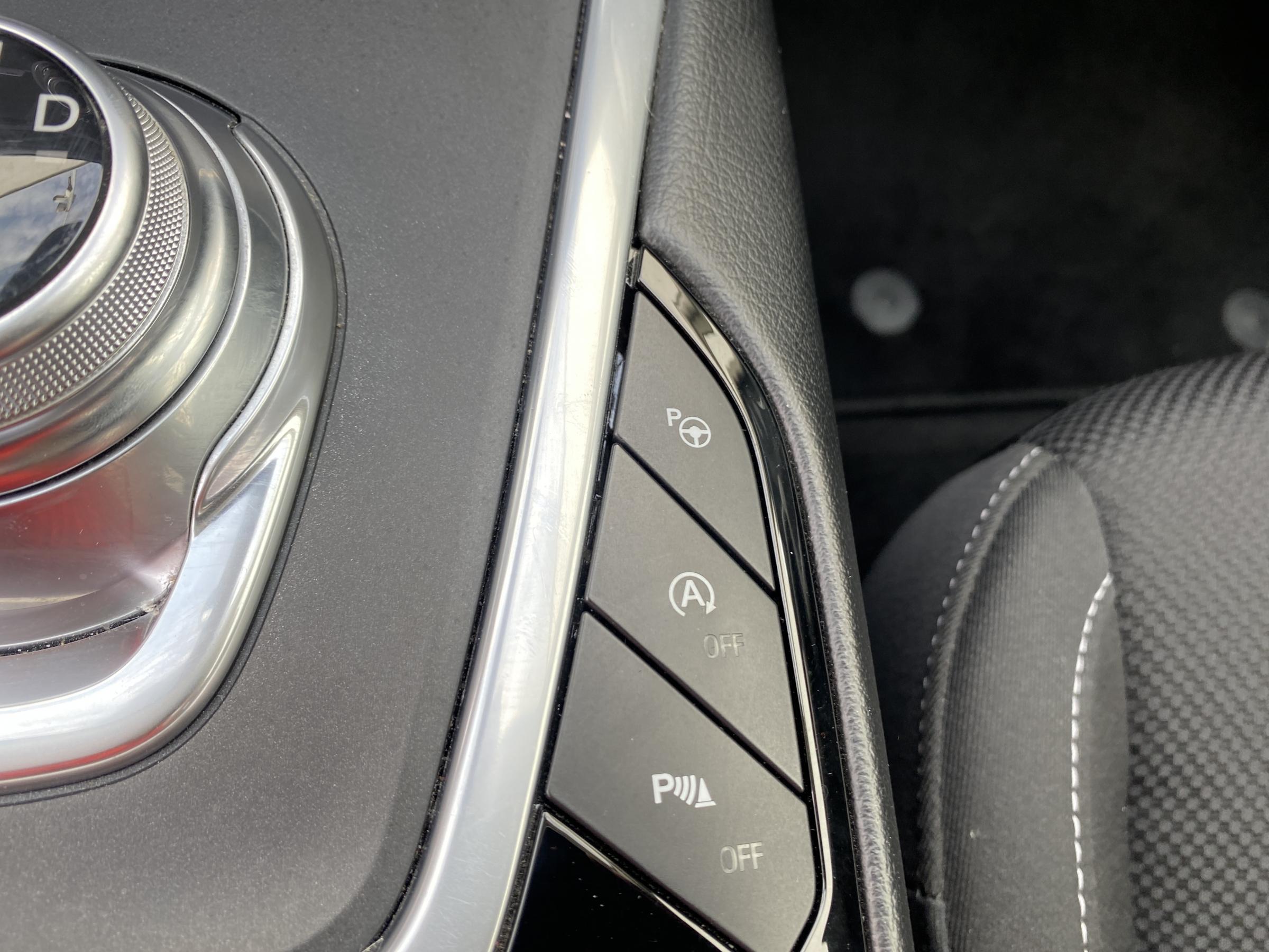 Ford S-MAX, 2021 - pohled č. 15