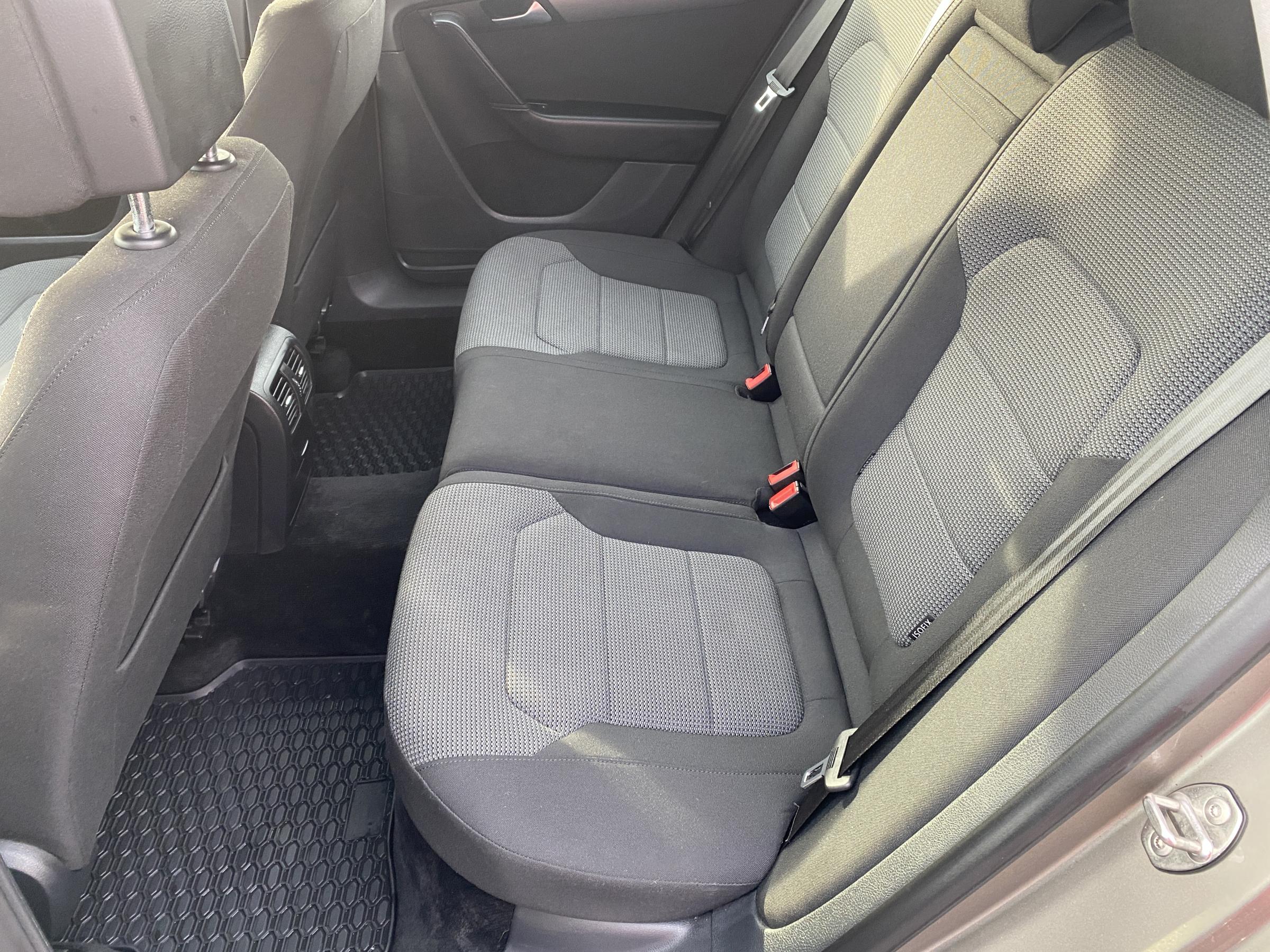 Volkswagen Passat, 2013 - pohled č. 10