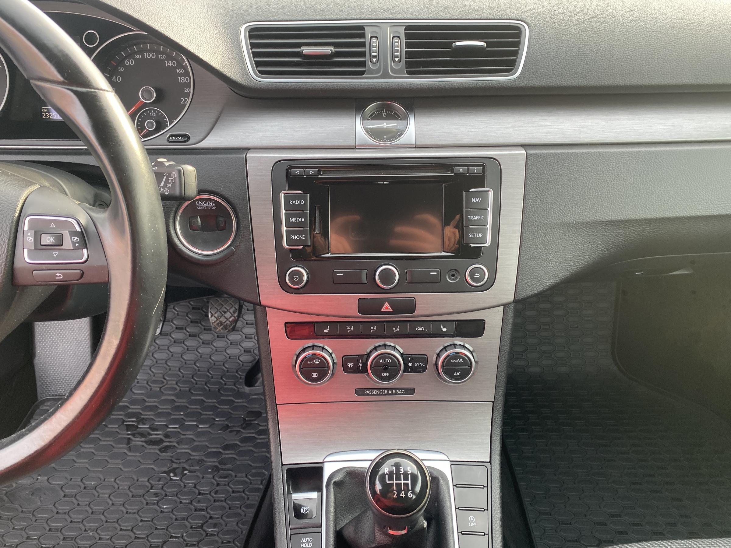 Volkswagen Passat, 2013 - pohled č. 14