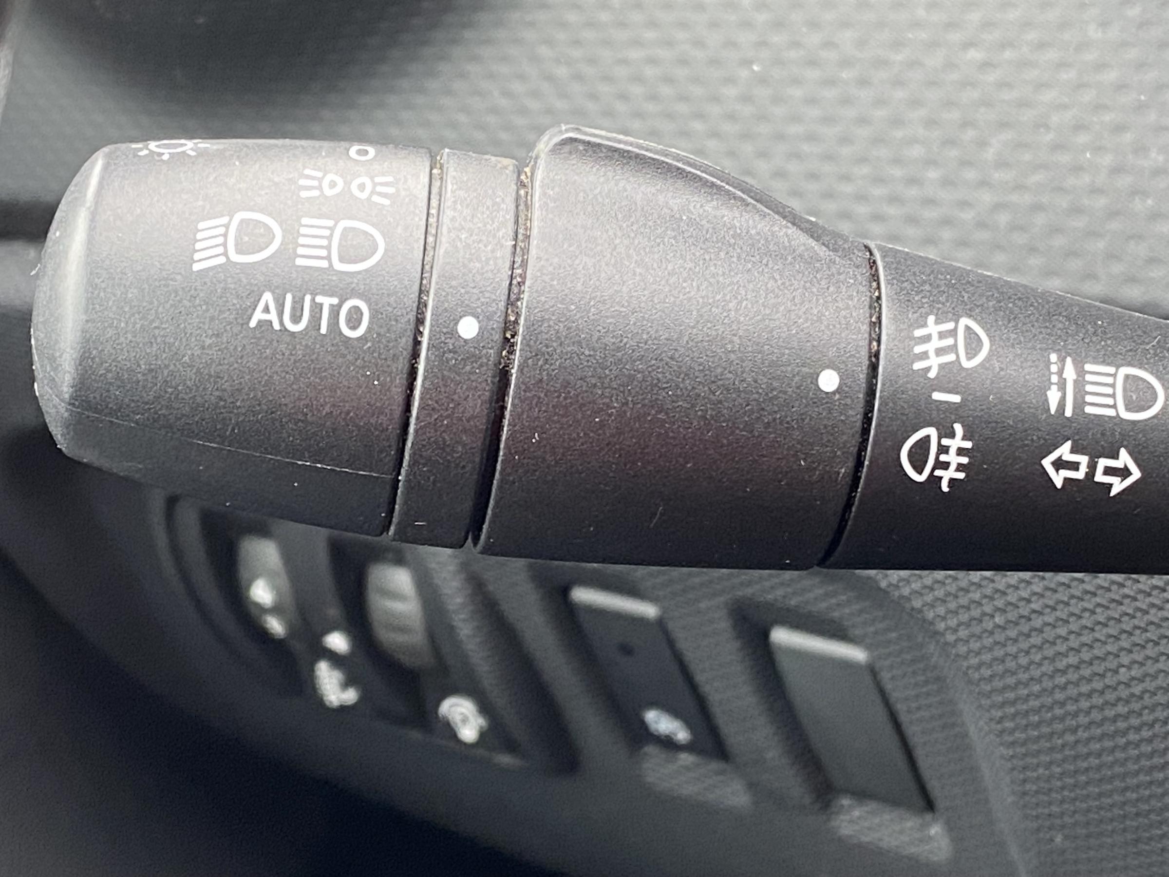 Renault Captur, 2015 - pohled č. 12