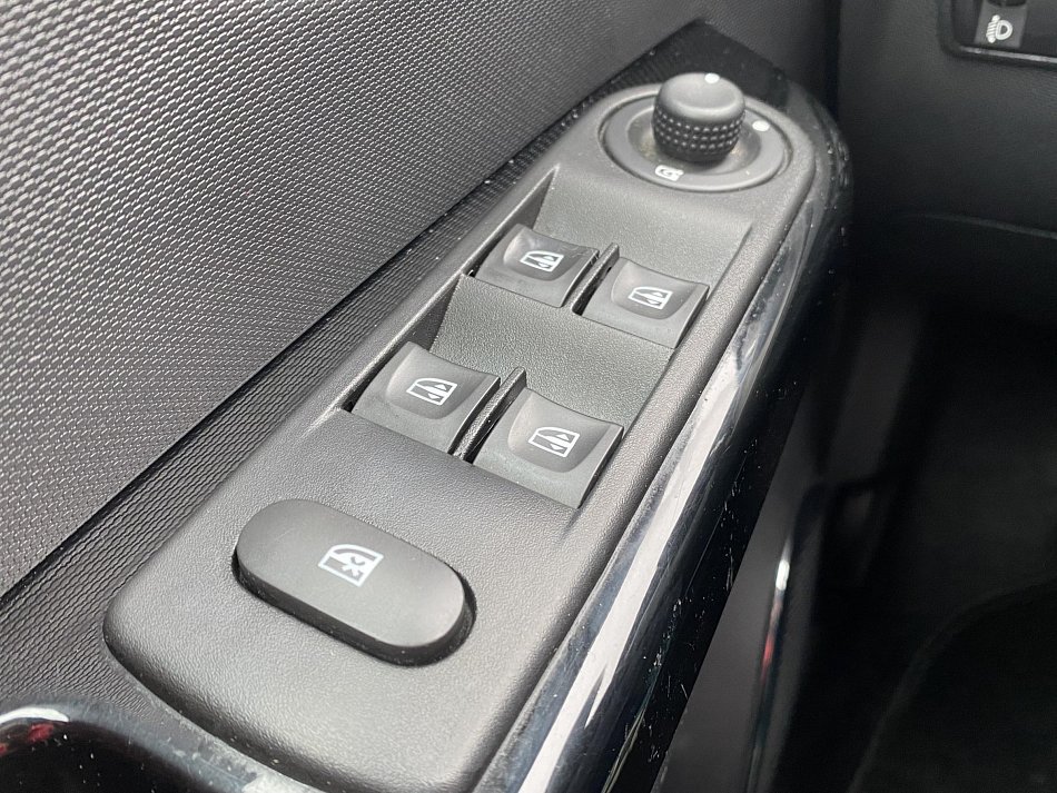 Renault Captur 1.2 TCe Intense