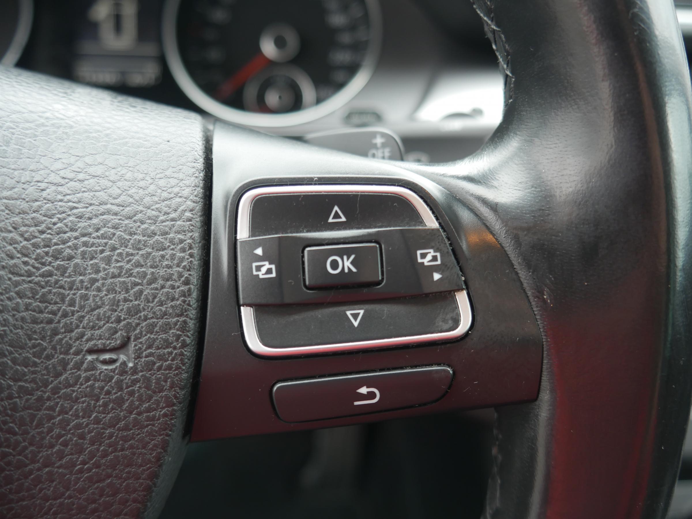 Volkswagen Passat, 2014 - pohled č. 21