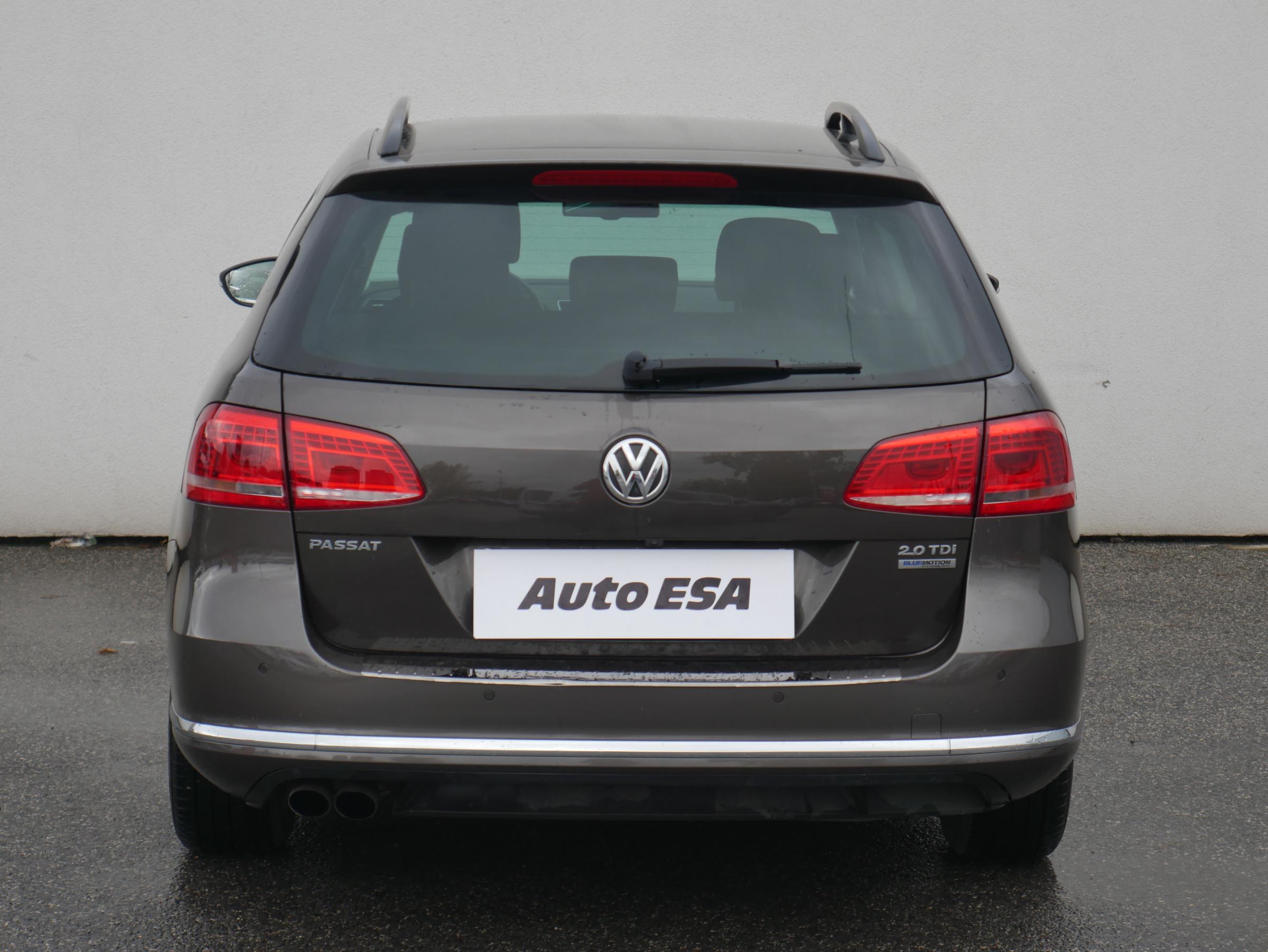 Volkswagen Passat, 2014 - pohled č. 5