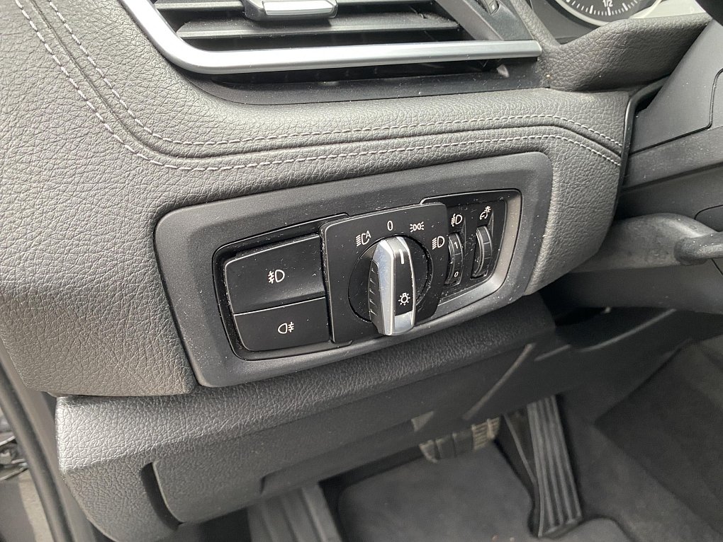 BMW Řada 2 2.0d  218d