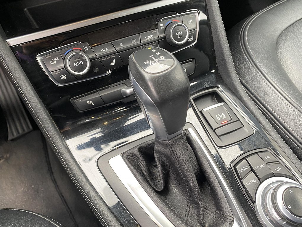 BMW Řada 2 2.0d  218d