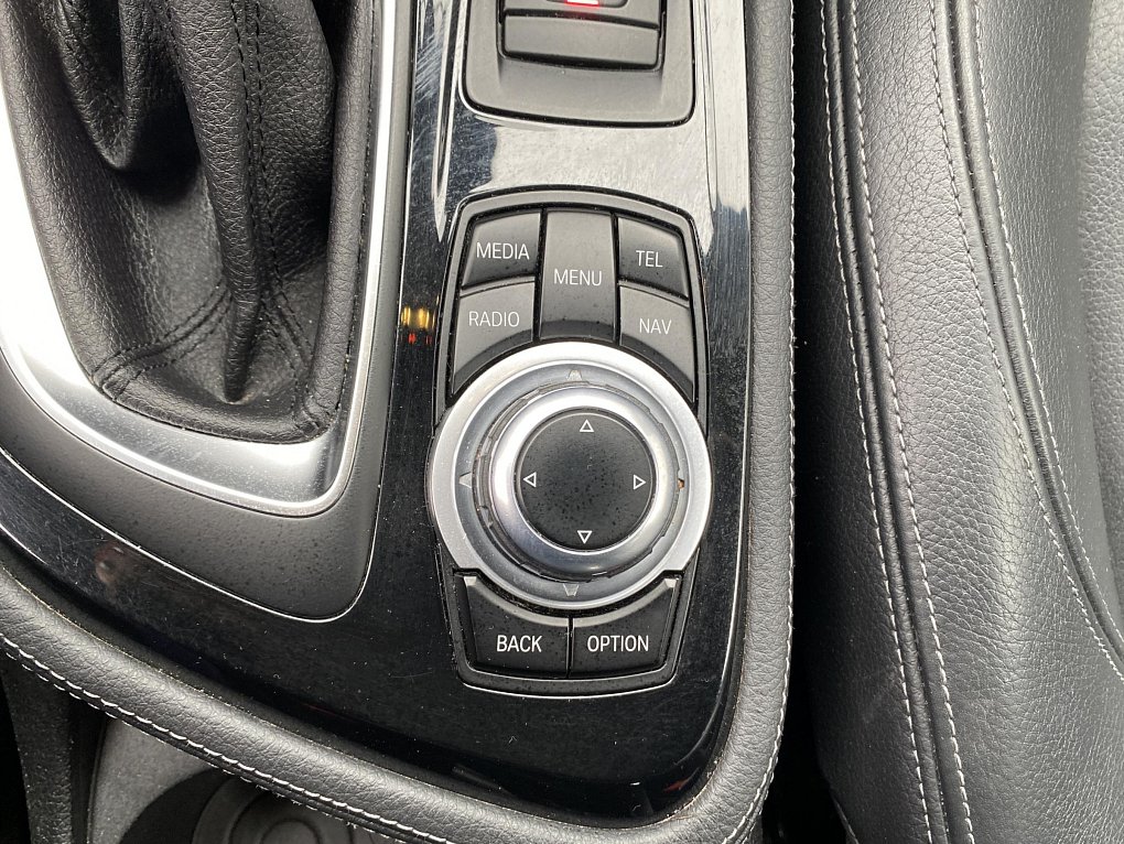 BMW Řada 2 2.0d  218d