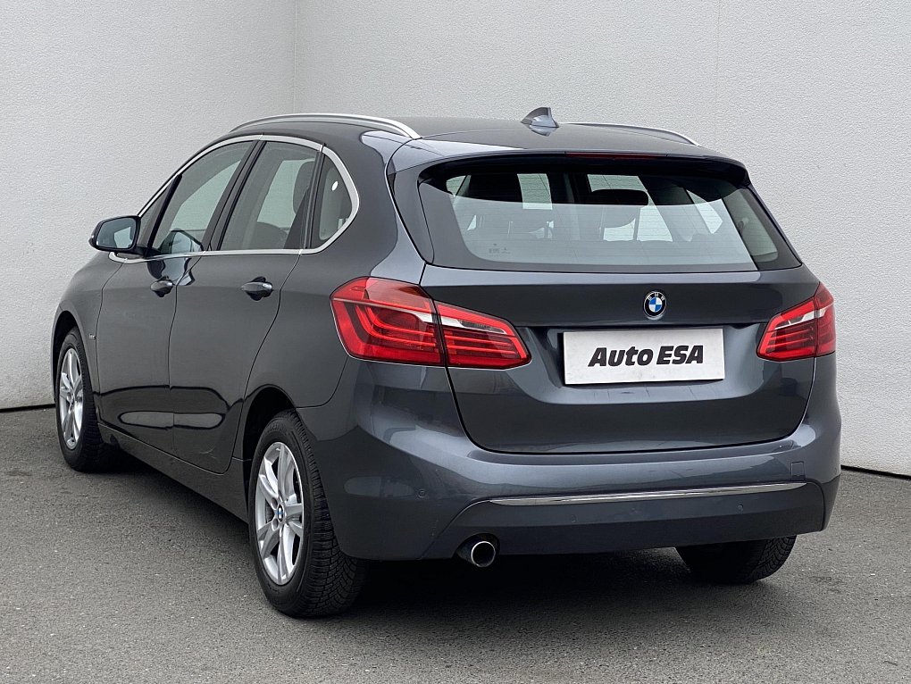 BMW Řada 2 2.0d  218d