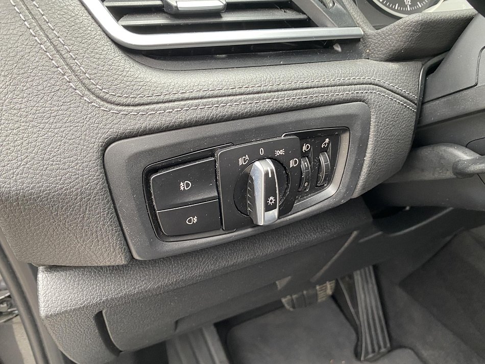 BMW Řada 2 2.0d  218d
