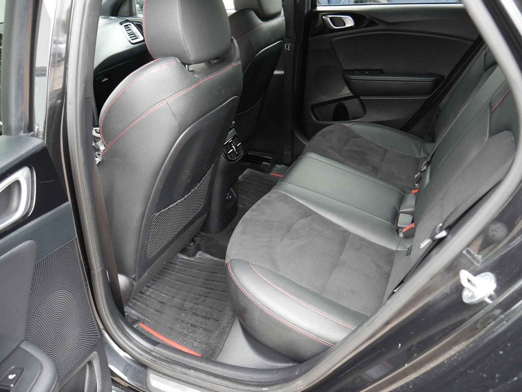 Kia Proceed 1.6 T-GDi 