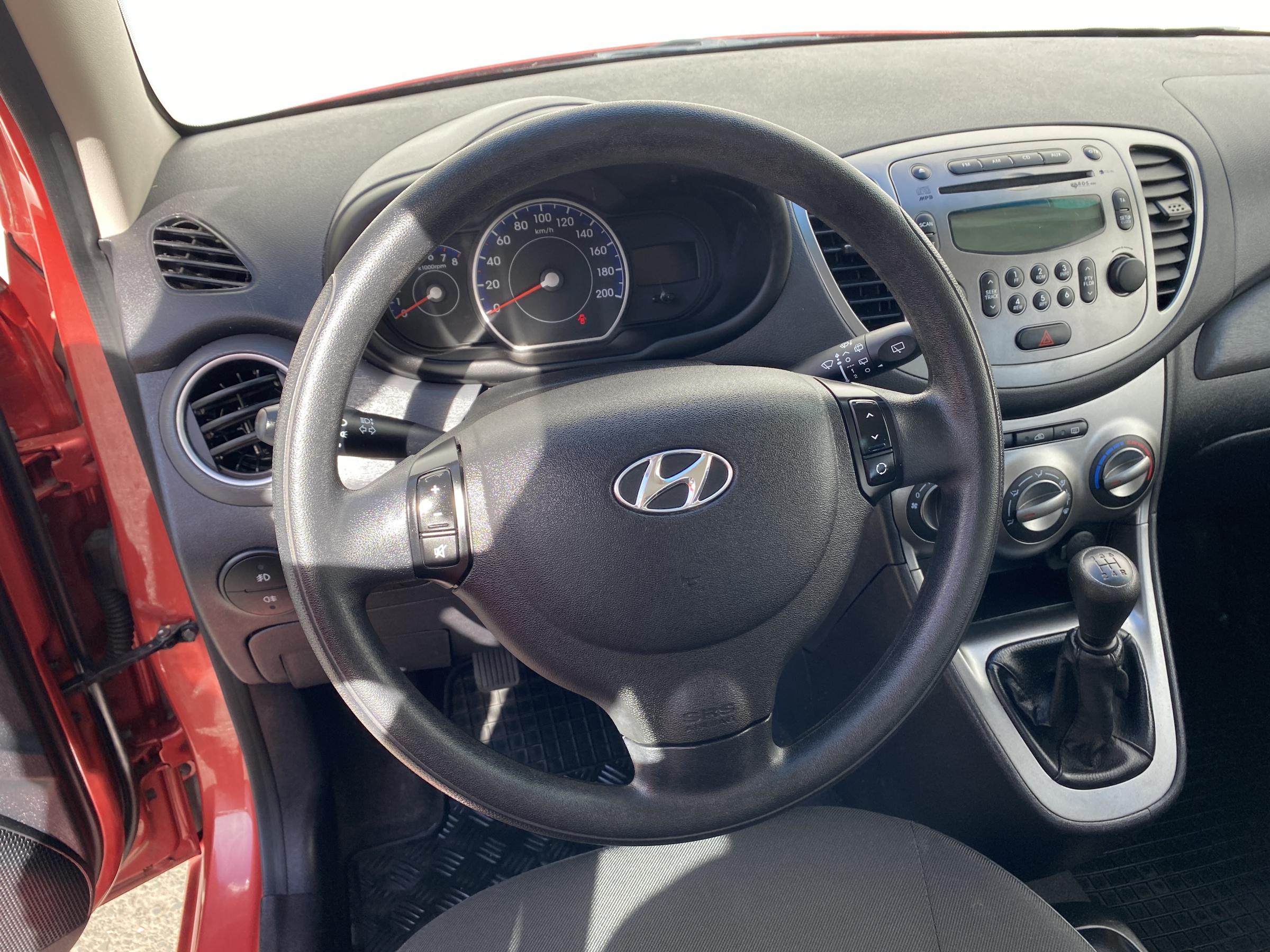 Hyundai i10, 2011 - pohled č. 14