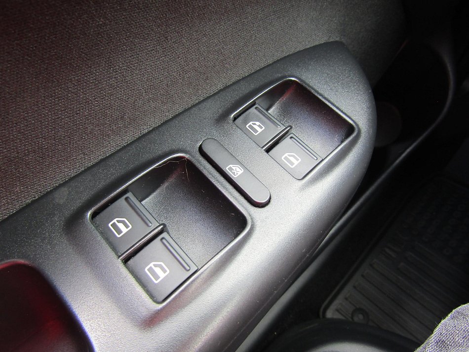 Škoda Octavia II 1.4 TSi Elegance