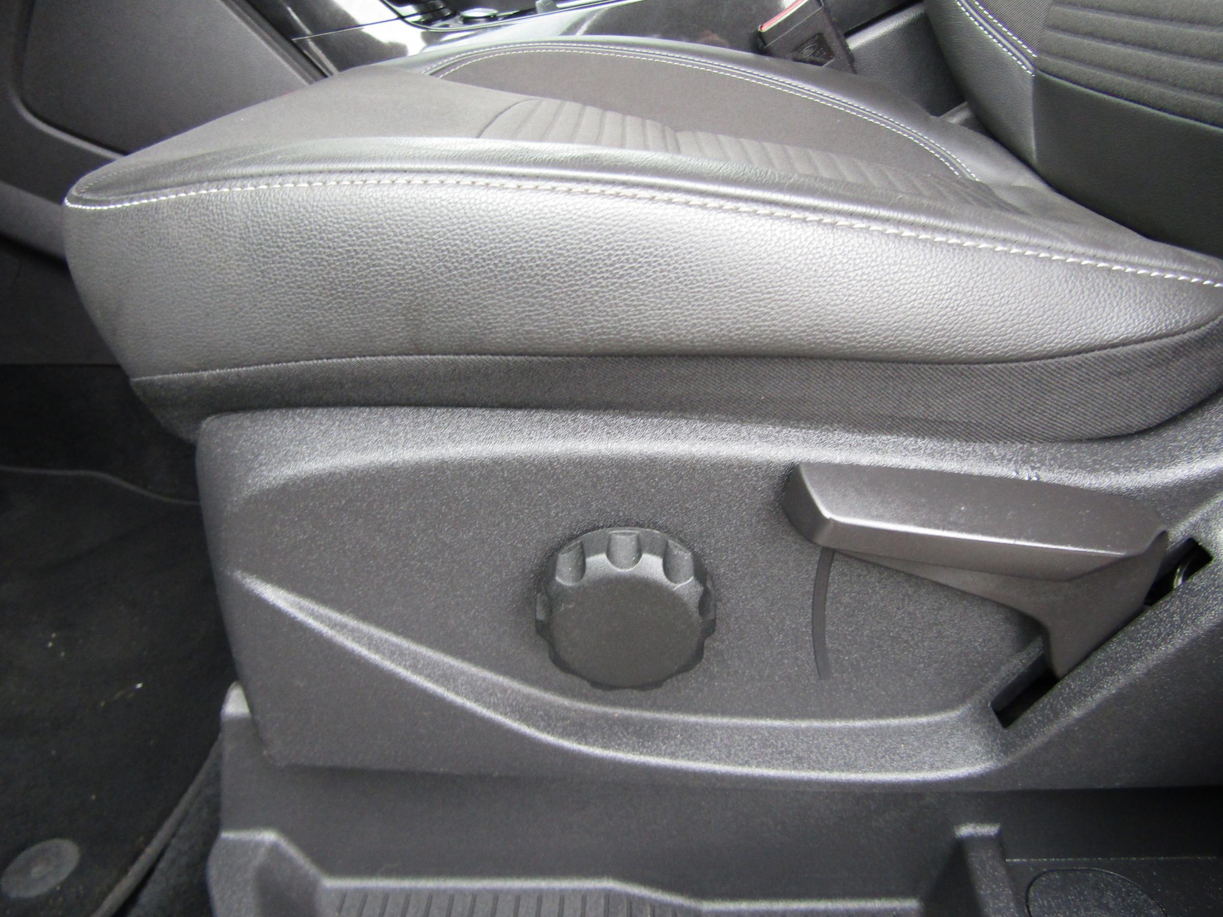 Ford Kuga, 2017 - pohled č. 11