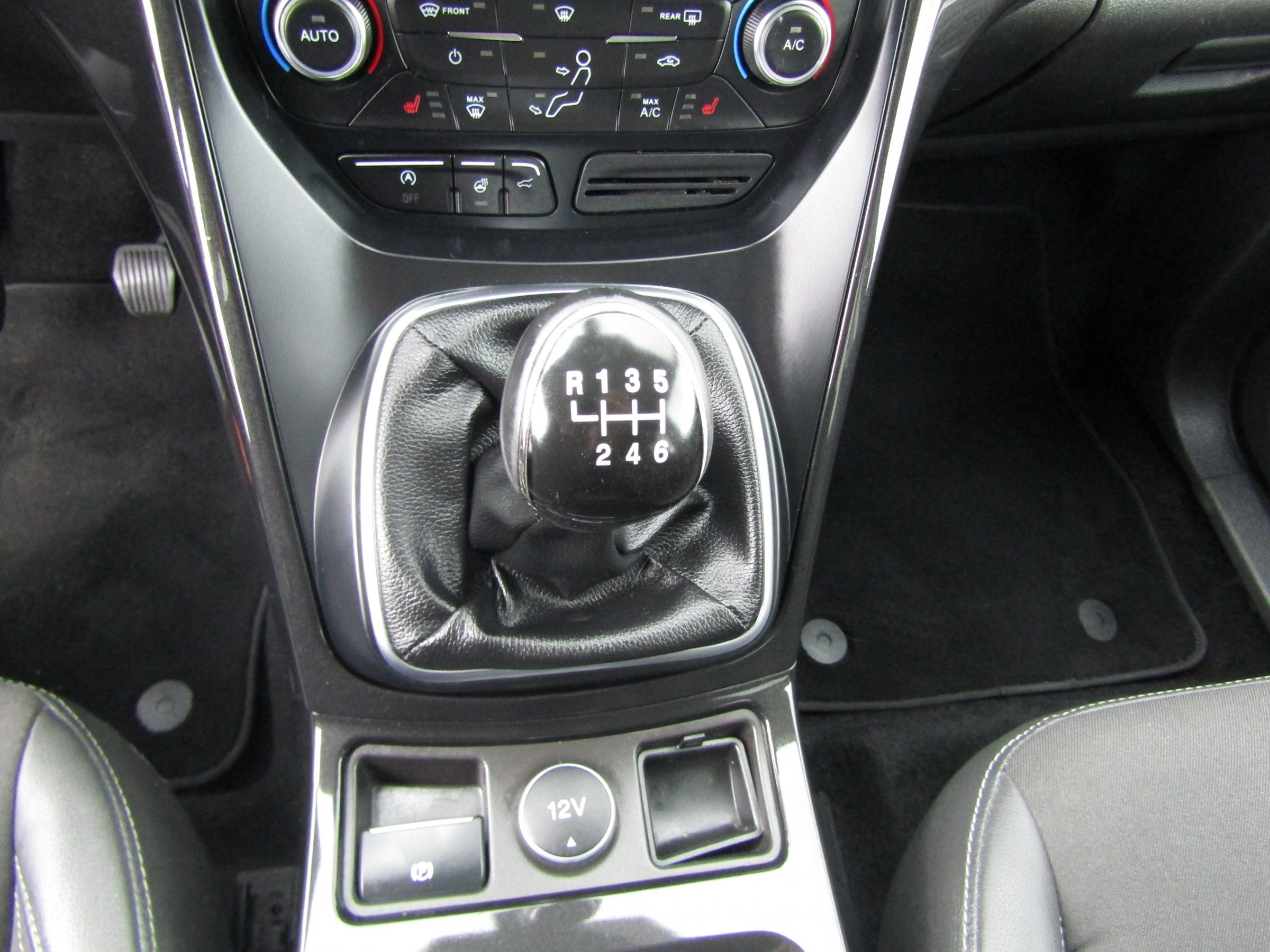 Ford Kuga, 2017 - pohled č. 18