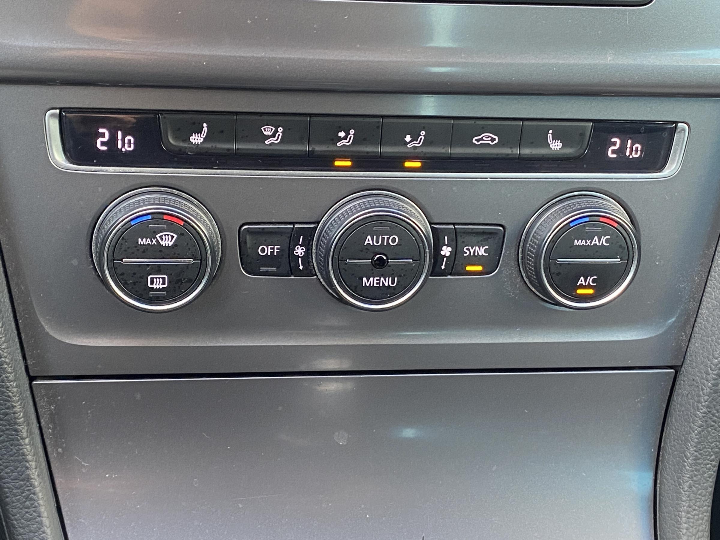 Volkswagen Golf, 2017 - pohled č. 13