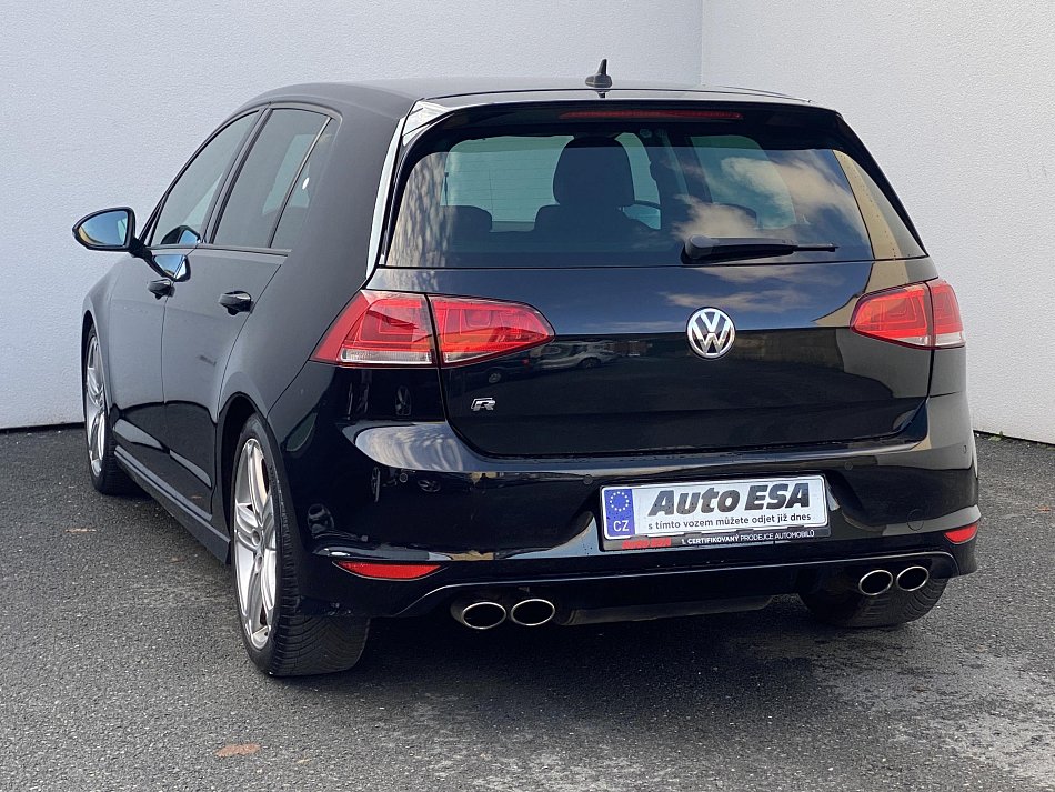 Volkswagen Golf 1.2 TSi 