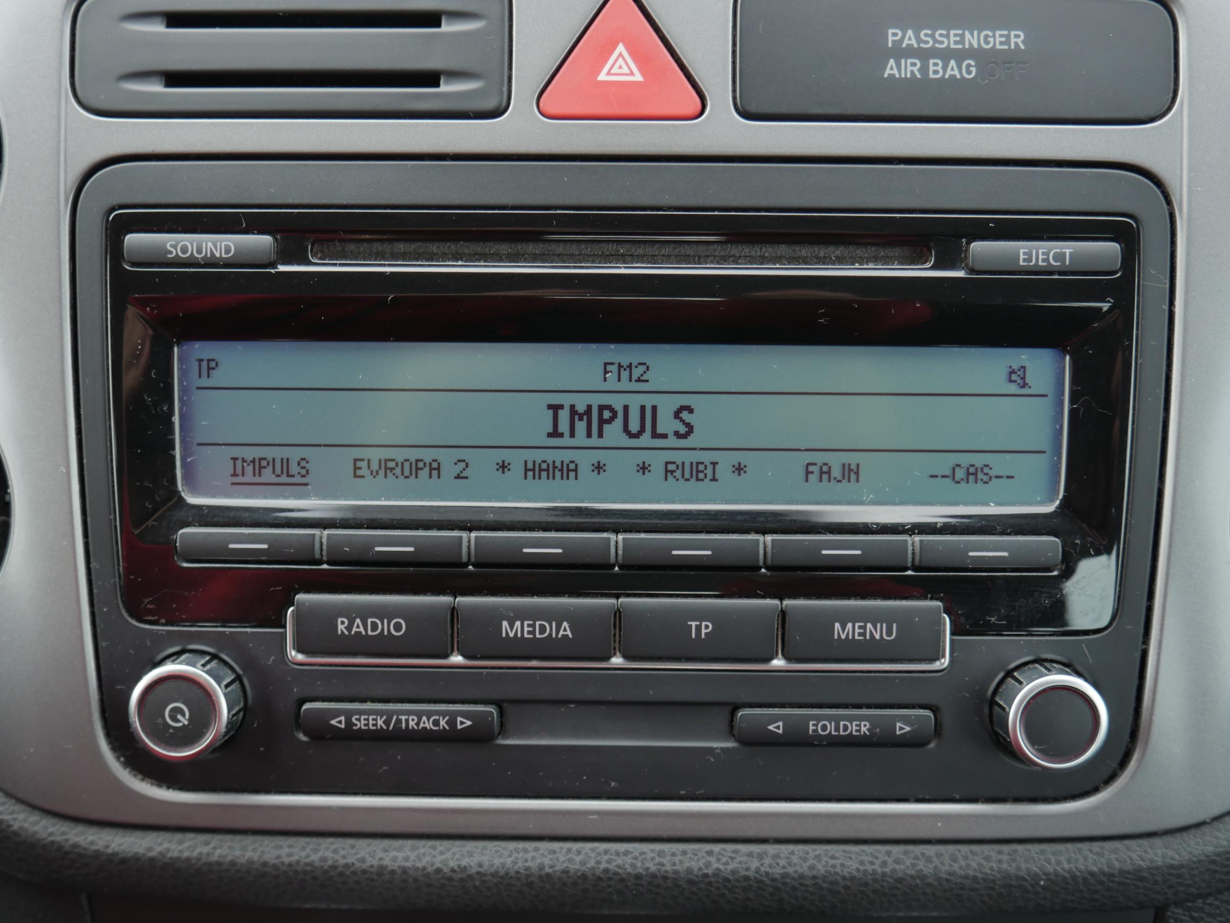 Volkswagen Tiguan, 2010 - pohled č. 16