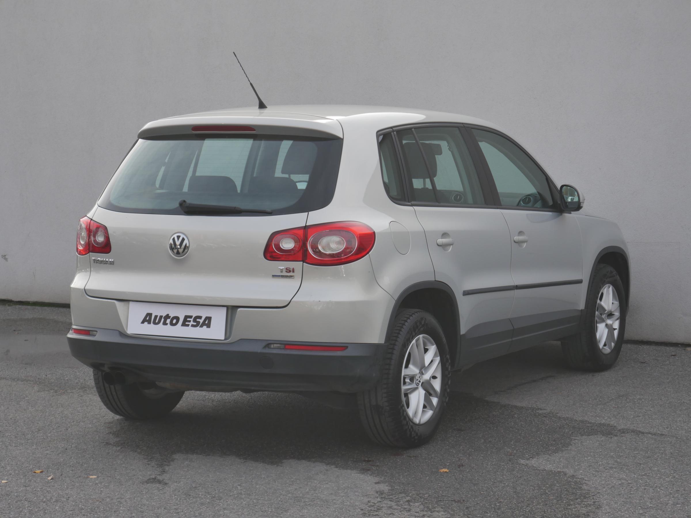 Volkswagen Tiguan, 2010 - pohled č. 4