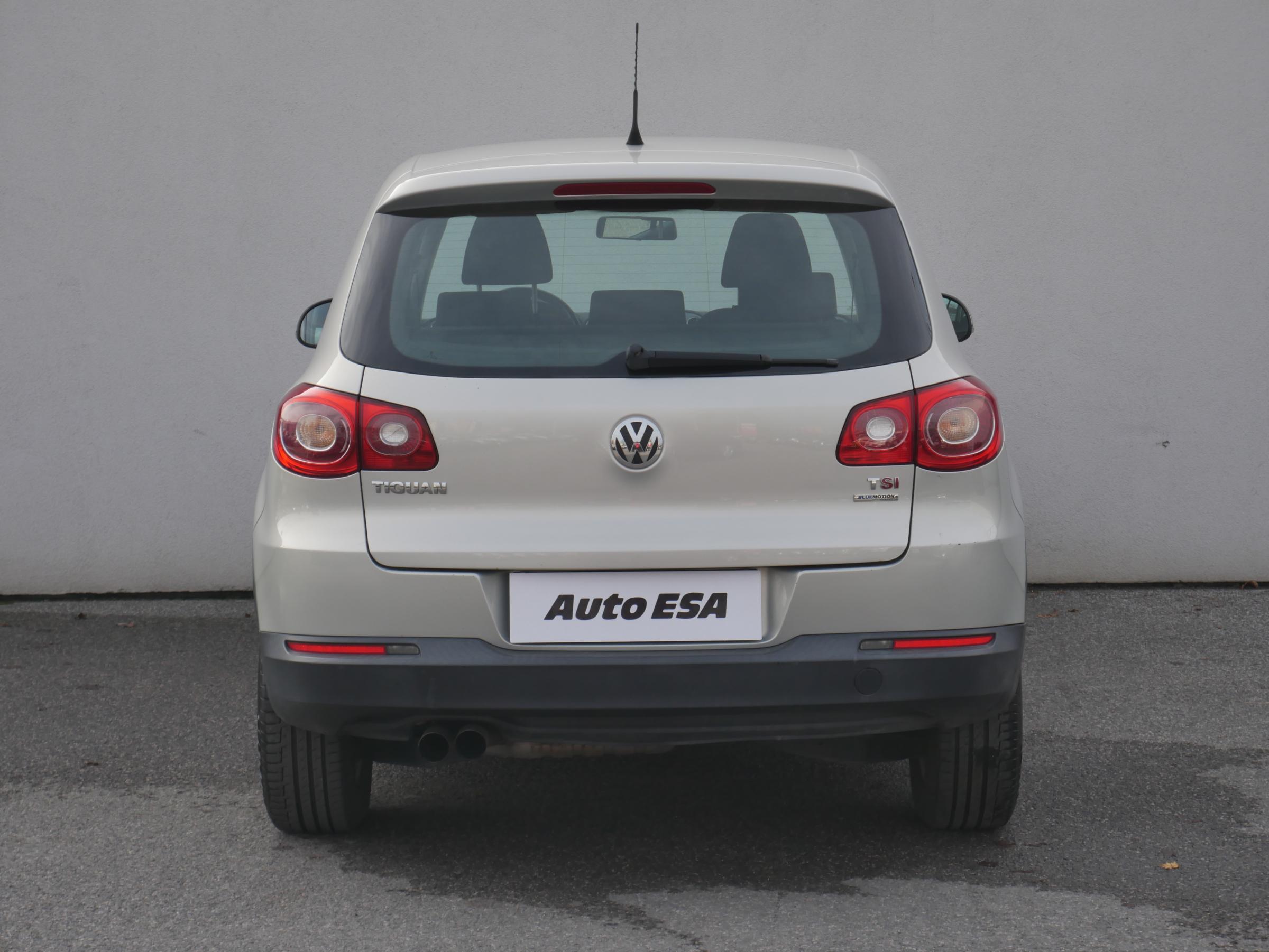 Volkswagen Tiguan, 2010 - pohled č. 5