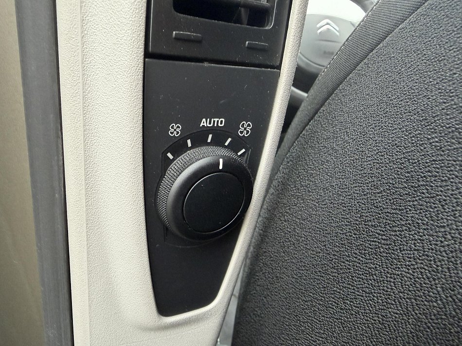 Citroën C4 Picasso 1.6 i 