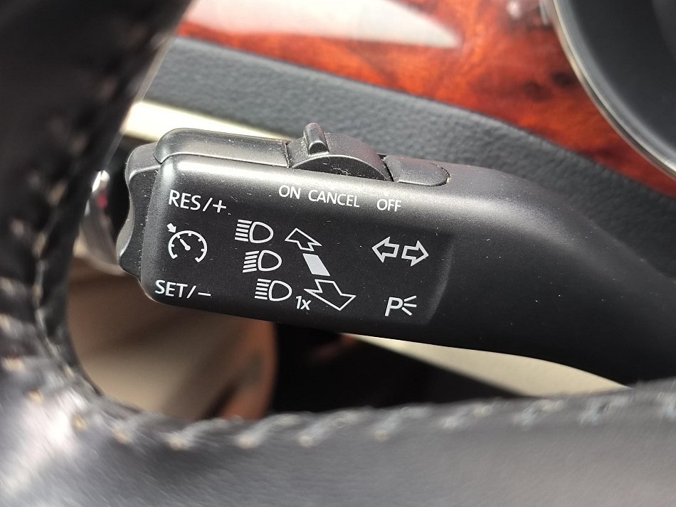 Škoda Superb II 2.0TDi Elegance