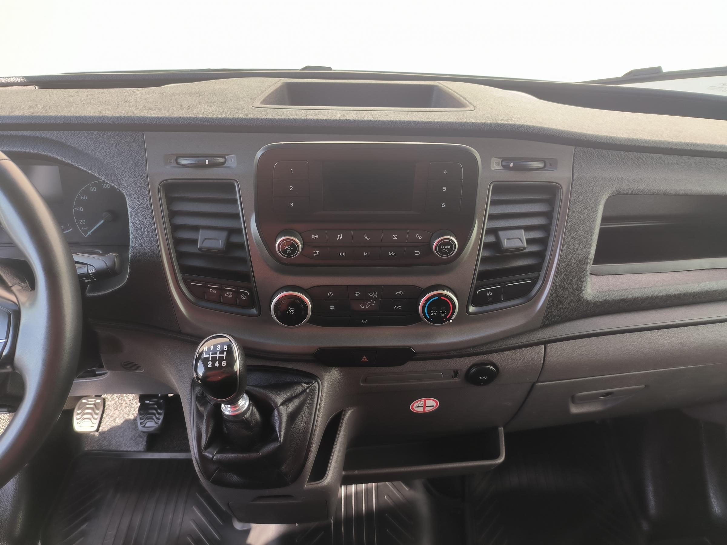 Ford Transit, 2022 - pohled č. 13