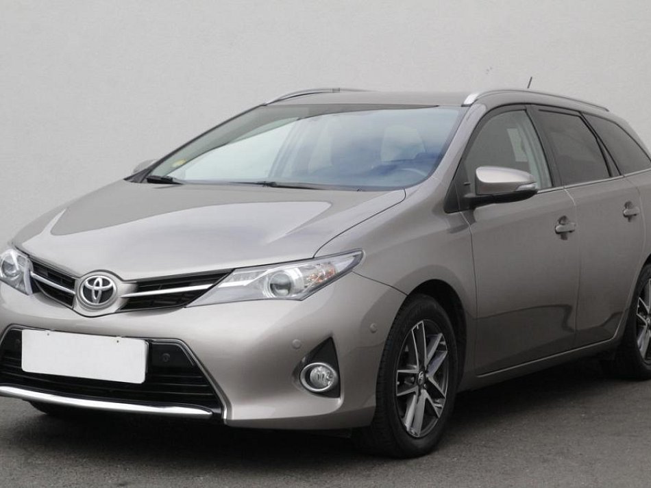 Toyota Auris 1.4D 