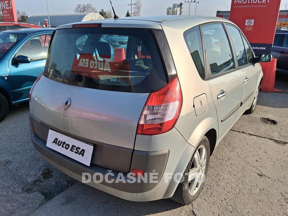 Renault Scénic 1.5 DCi 