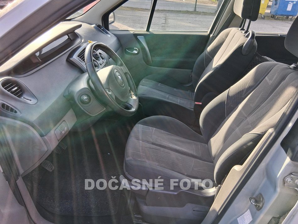 Renault Scénic 1.5 DCi 