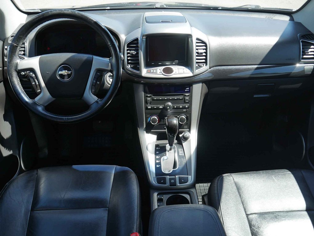 Chevrolet Captiva 2.4i  4x4, 7míst