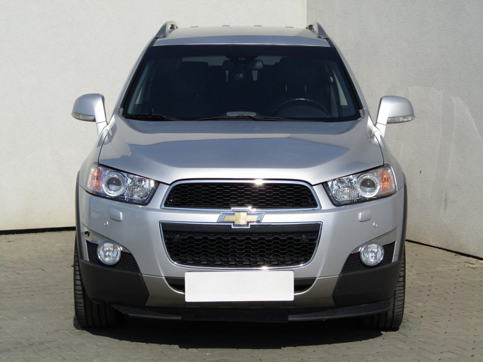 Chevrolet Captiva 2.4i 