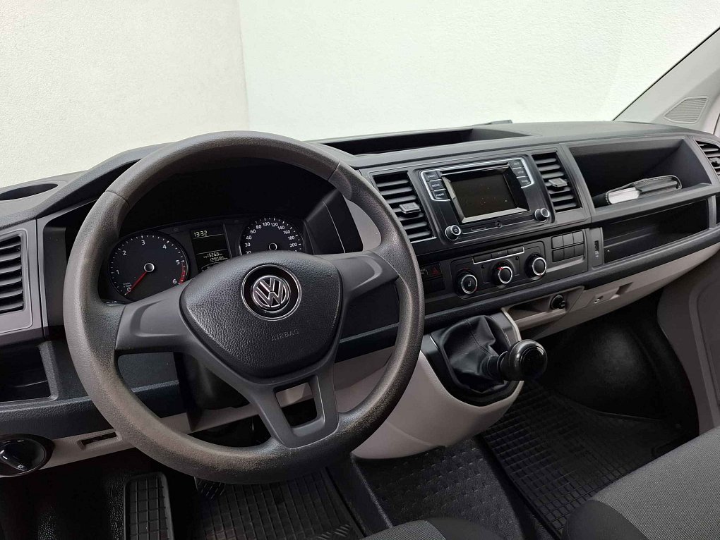 Volkswagen Transporter 2.0TDi 
