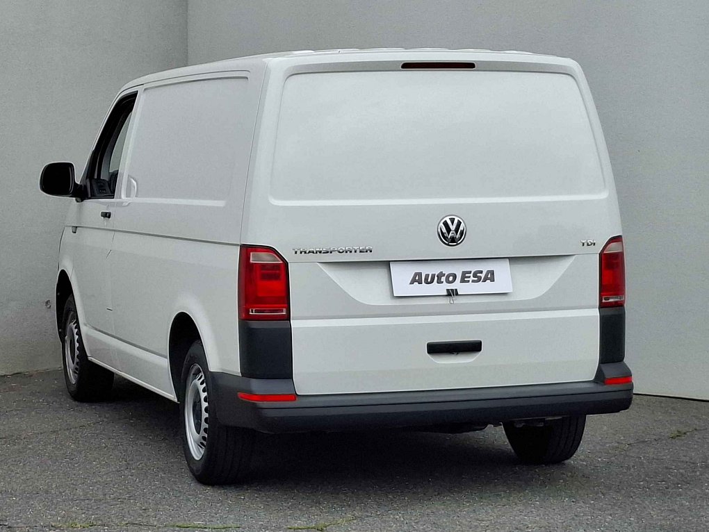 Volkswagen Transporter 2.0TDi 