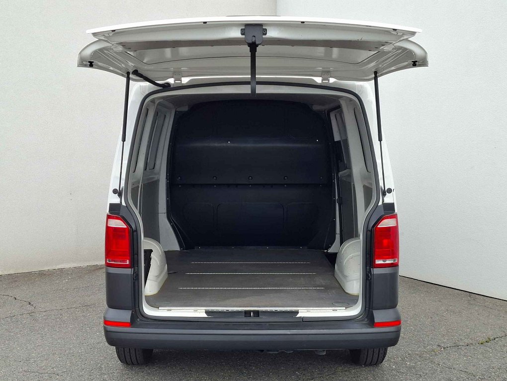 Volkswagen Transporter 2.0TDi 