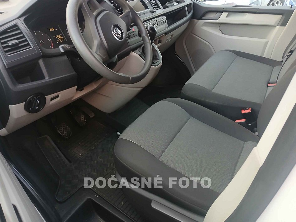 Volkswagen Transporter 2.0TDi 