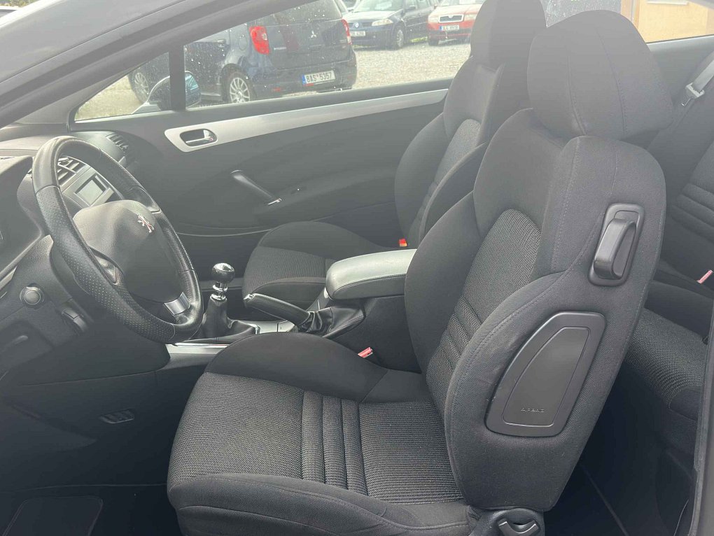 Peugeot 407 2.2i 