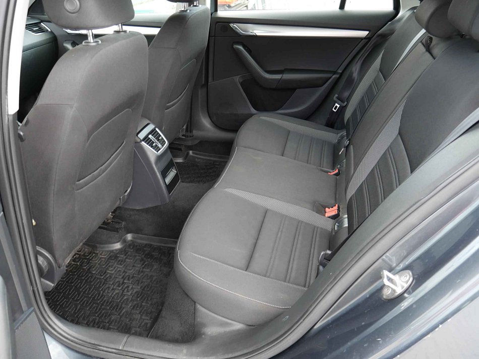 Škoda Octavia III 1.6 TDI Ambition